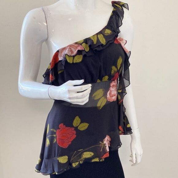 Urban Outfitters Kimchi Blue Black Floral Ruffled Asymmetrical One-Shoulder Top - Picture 1 of 8